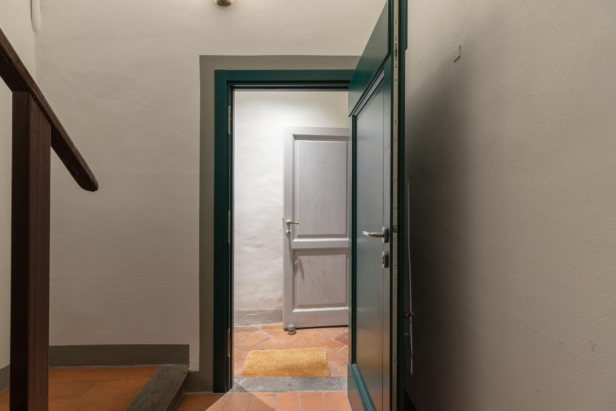 Santo Spirito Suite-Hosted By Sweetstay Флоренция Екстериор снимка